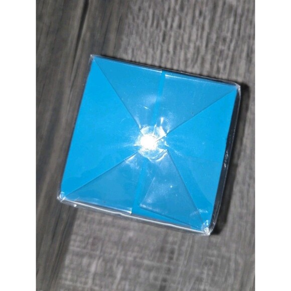 RALPH by Ralph Lauren For Women 1.6 / 1.7 oz / 50 ML EDT Spray With Box - Picture 2 of 3